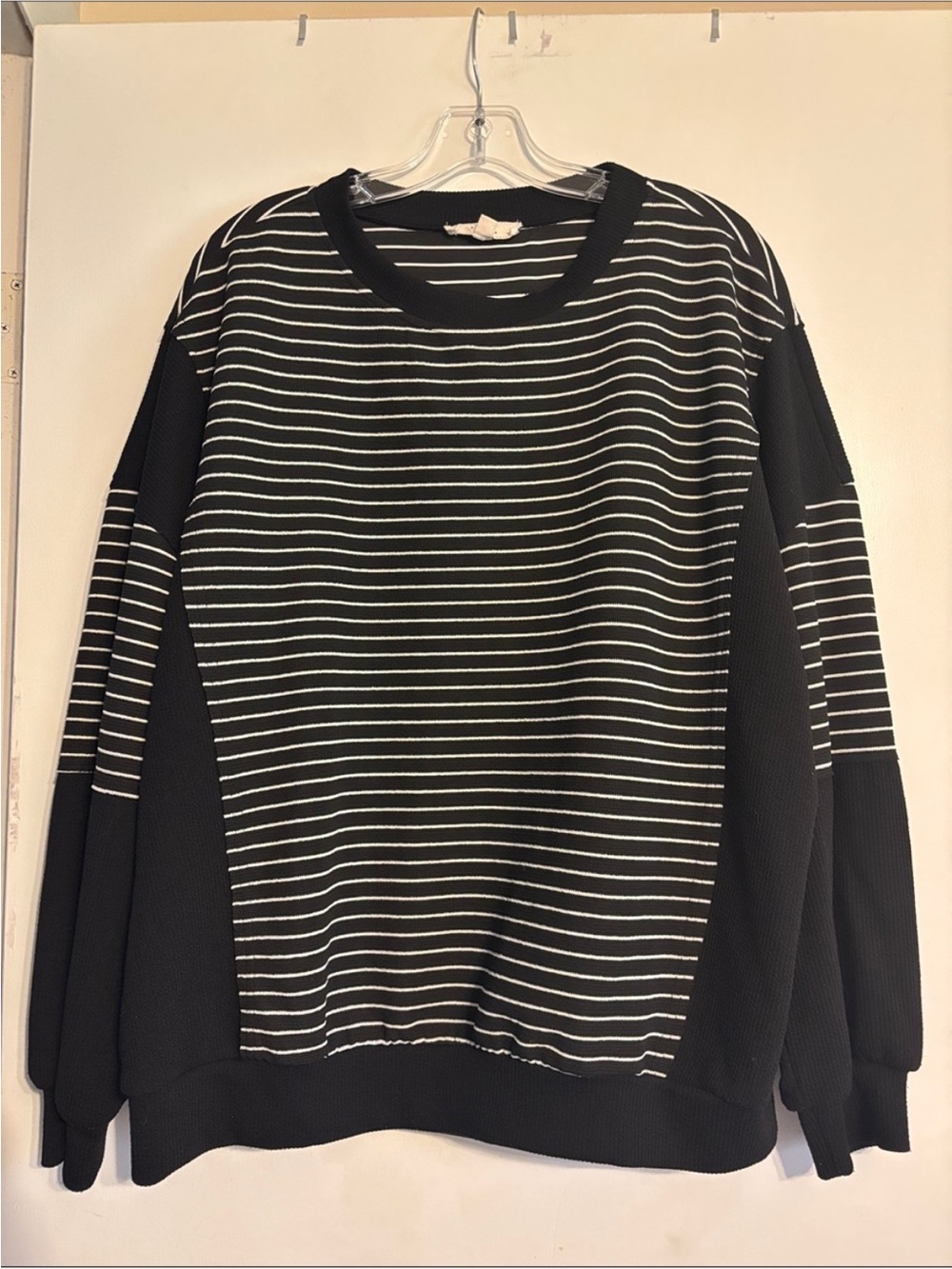 J.O.A. Women’s Black & White Striped Crewneck Sweater Size Medium